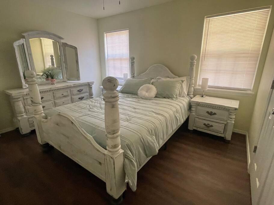 The Diamond Escape , Home In Murfreesboro Buitenkant foto
